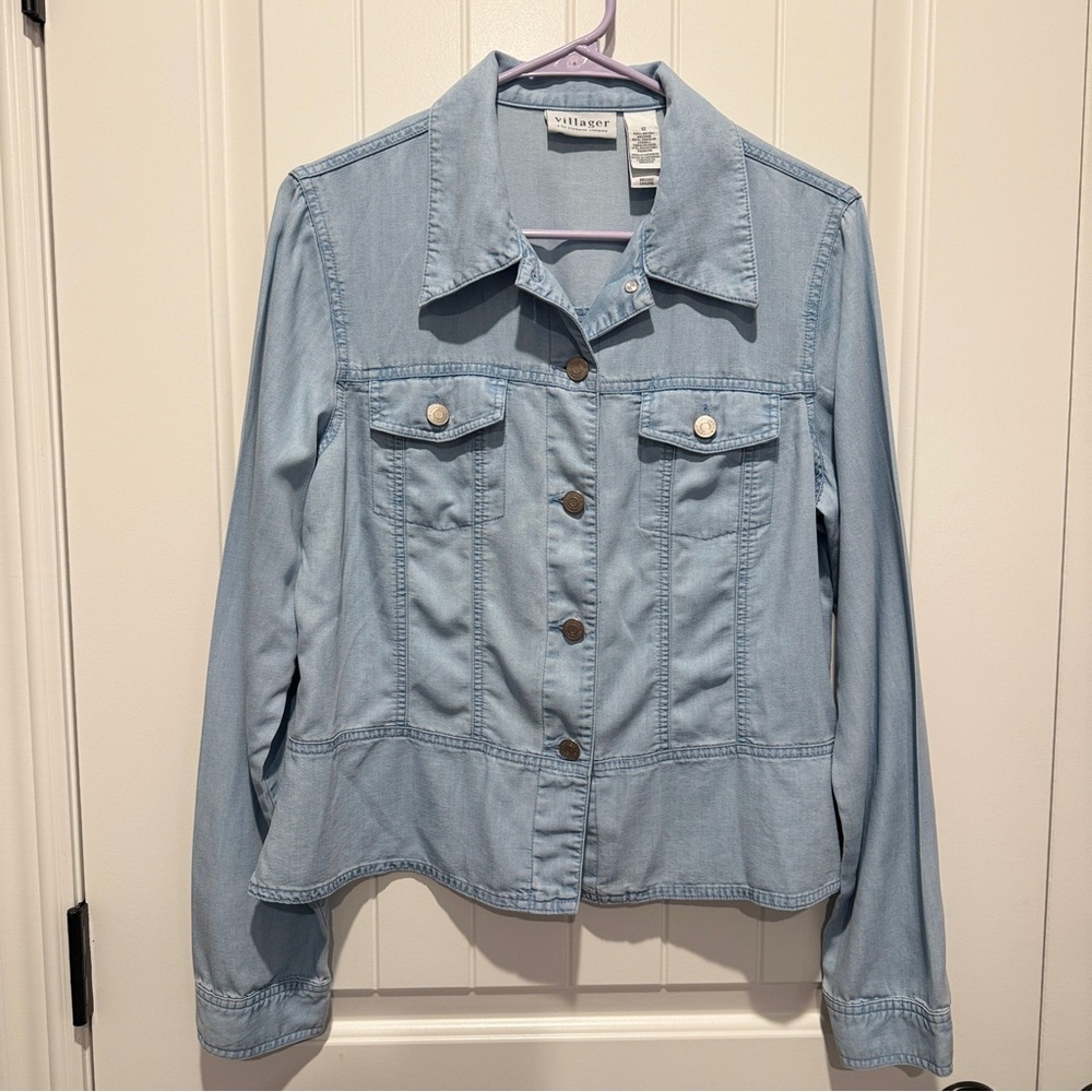 Soft Chambray Button Shirt Jacket - Picture 3 of 8